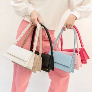 กระเป๋าสะพายไหล่