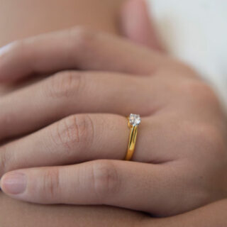 แหวนเพชรแท้ 1030 ตัง น้ำ 100 ทอง 20 กรัม 9k