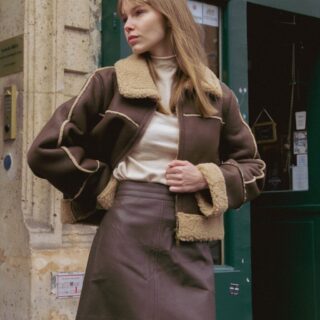 Cropped leather jacket