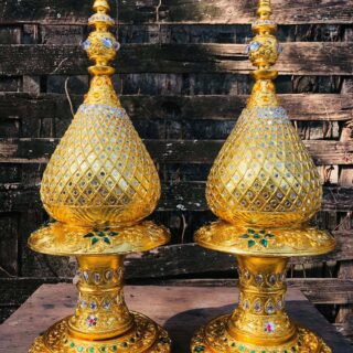 พานพุ่มทอง ลายตาราง